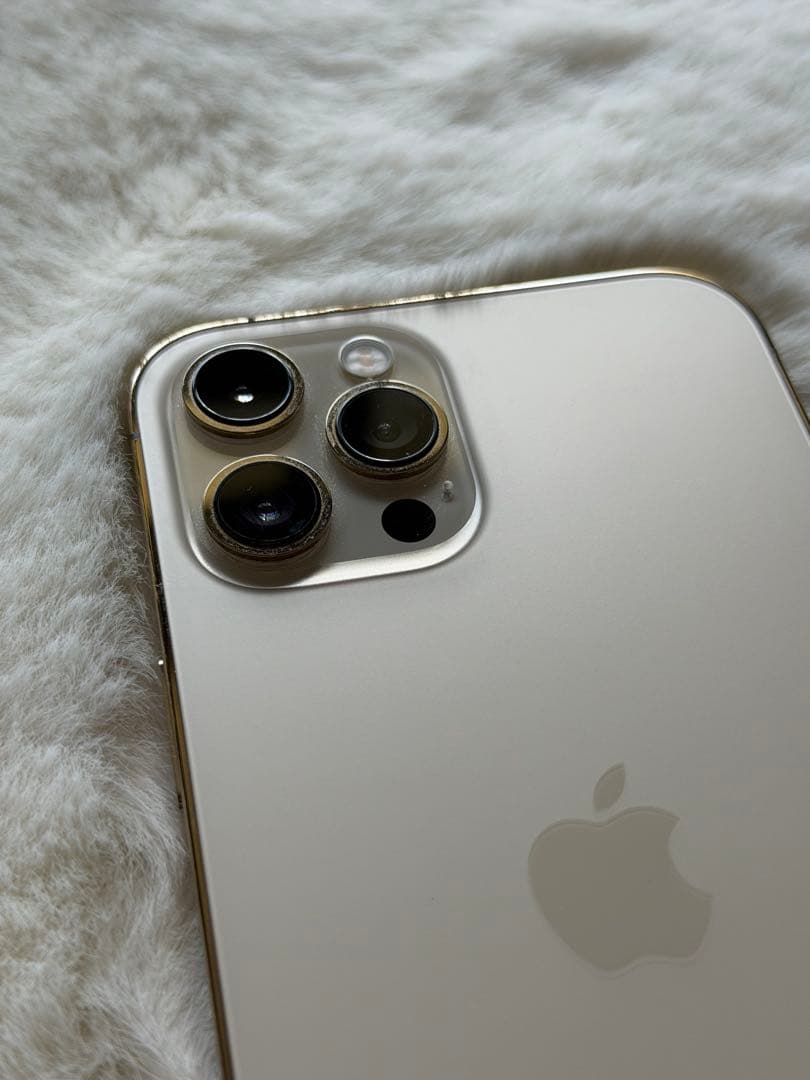 【美品・初期化済み】 iPhone12pro max ゴールド