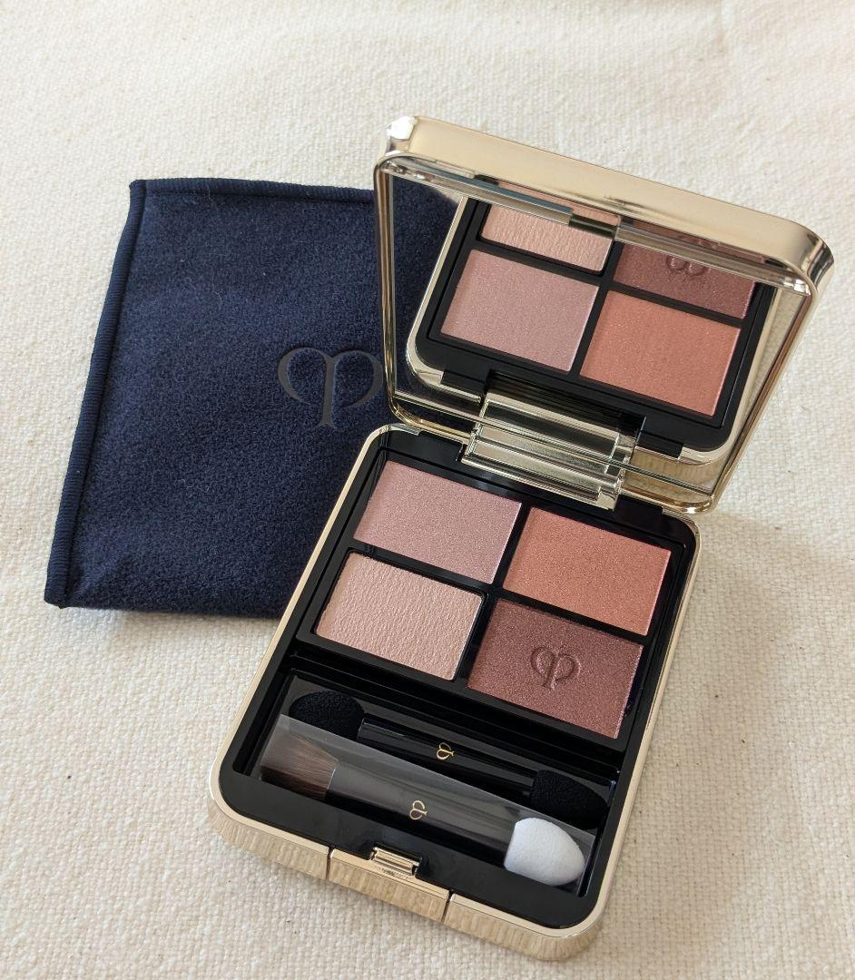 新品未使用 クレドポーボーテ オンブルクルールクアドリ レフィル 8 ケース付き