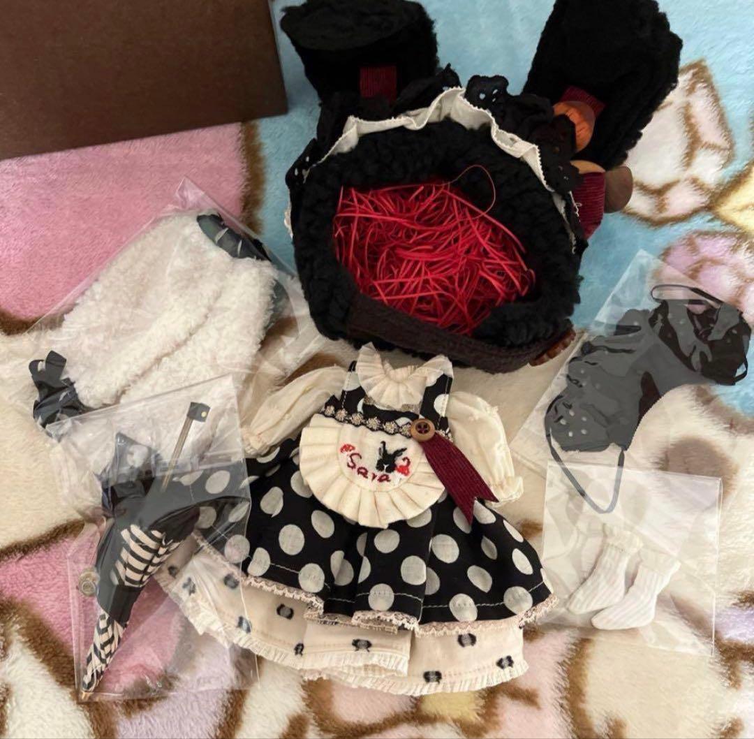 作家様ブライス アウトフィットセット　ドットワンピースウサ耳帽　リカちゃん