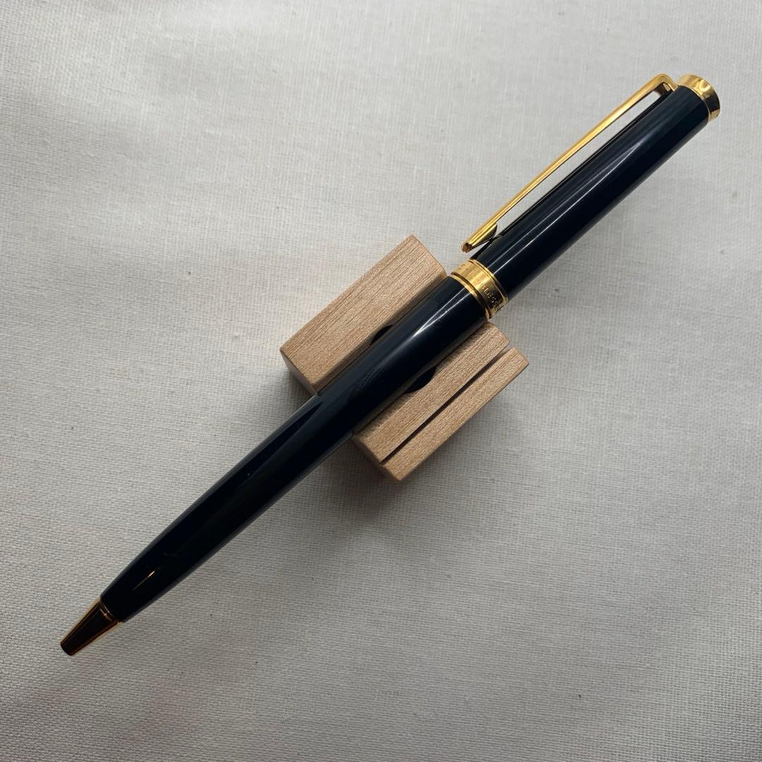 モンブラン　ノブレスオブリージュ　ボールペン　ブラック