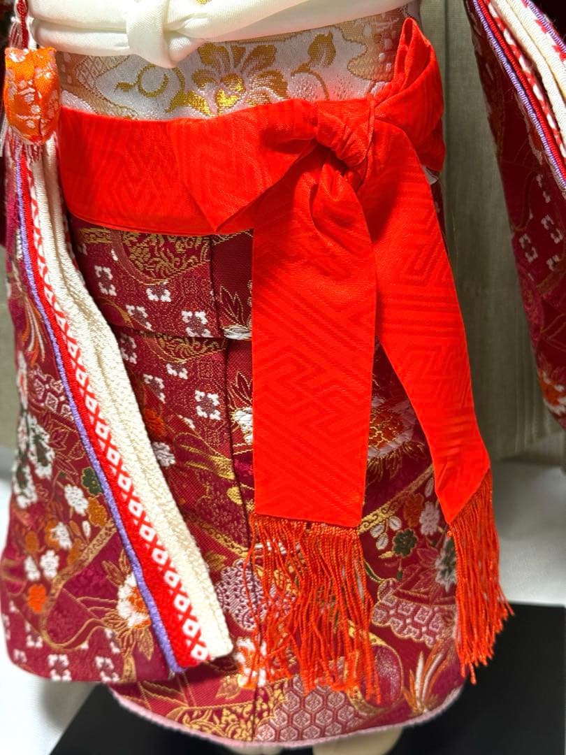 市松人形 赤い着物 黒髪