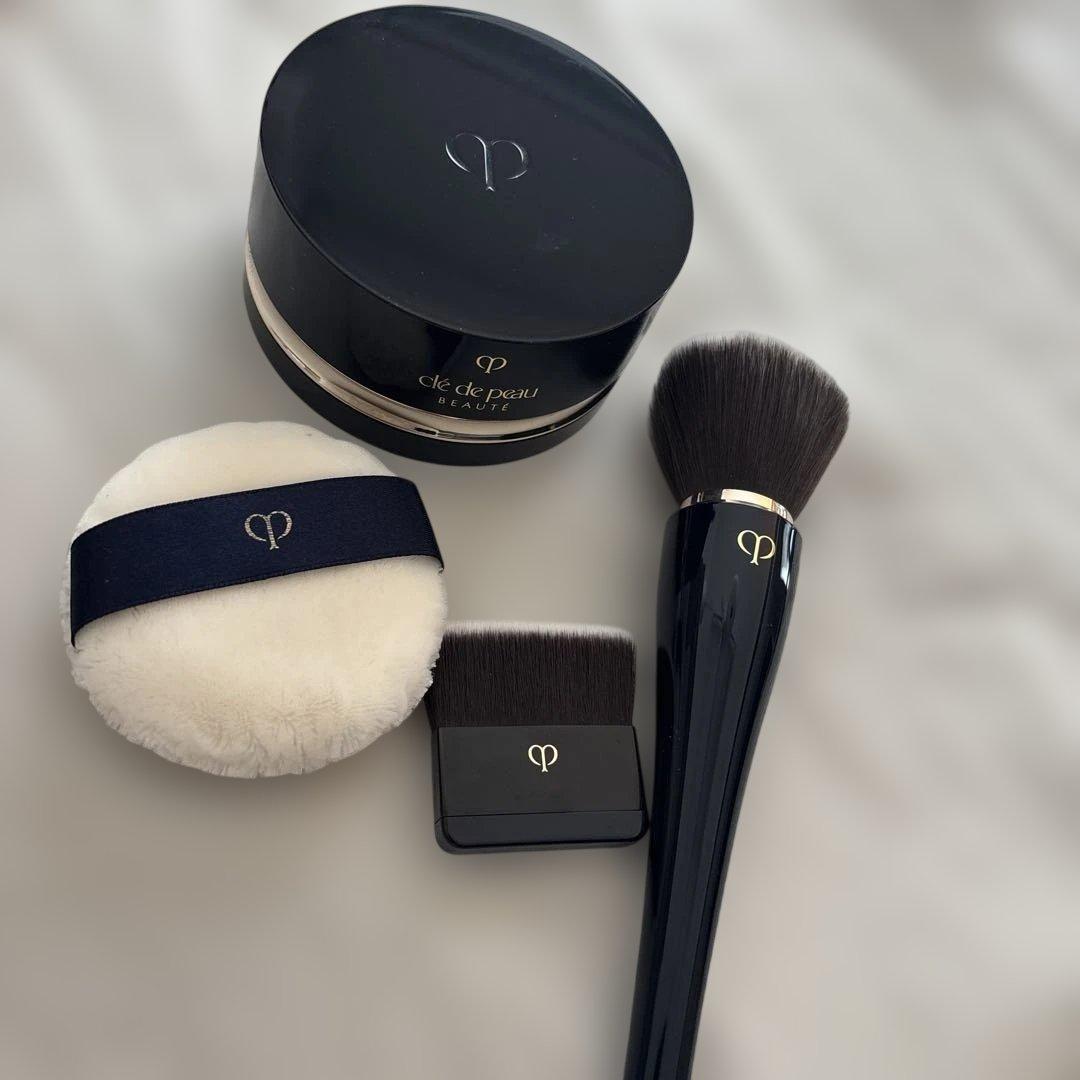 clé de peau ルースパウダー セット