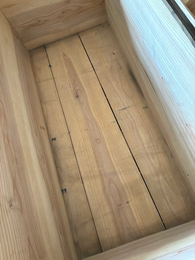 アンティーク　長持ち　木製 蓋付き収納箱