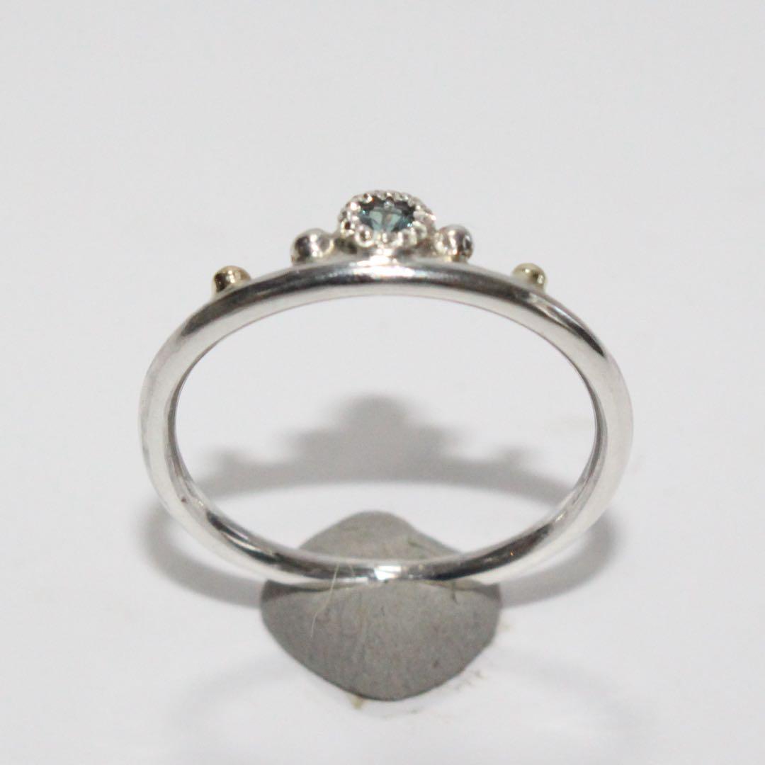 小さな王冠のような青緑色カラーチェンジガーネットミル打ち粒々シルバーリング10号