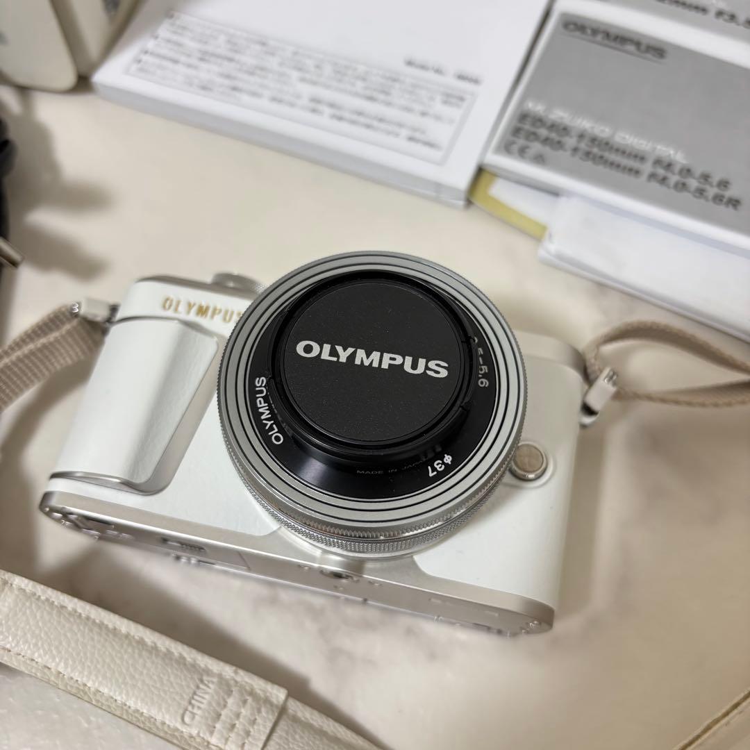 OLYMPUS PEN E-PL9 ホワイト 望遠レンズ付き