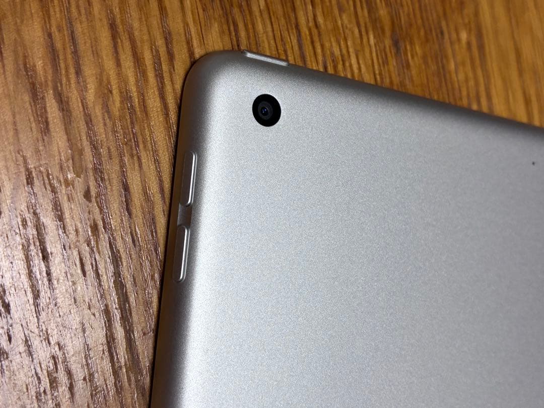 iPad第9世代64GBシルバー Logicoolキーボード