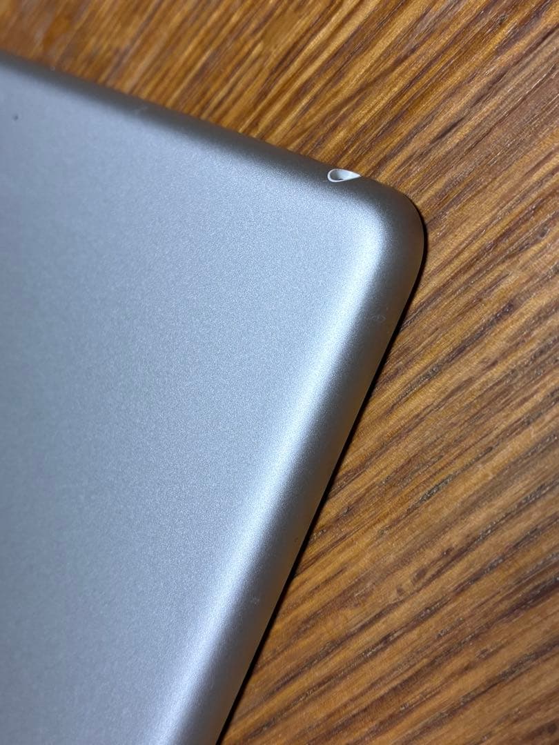 iPad第9世代64GBシルバー Logicoolキーボード