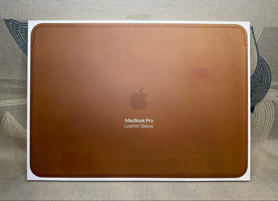 アップル Apple MRQV2FE/A レザースリーブ サドルブラウン