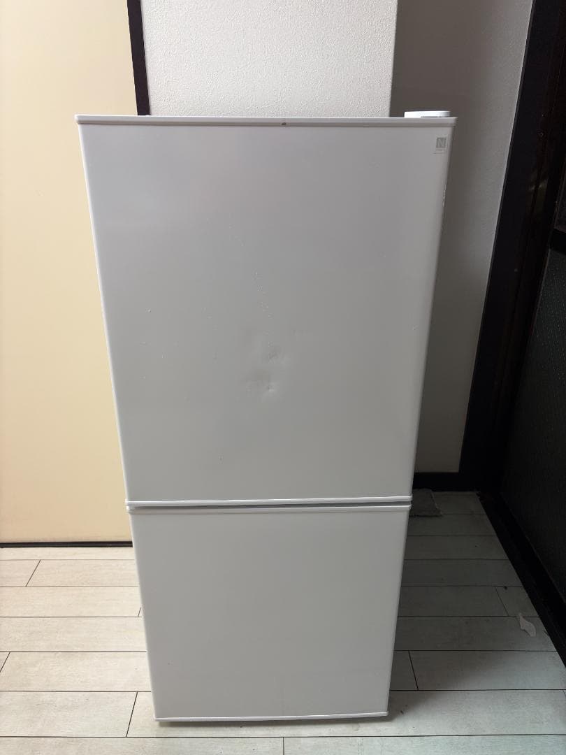 コンパクトホワイト冷蔵庫 2ドア