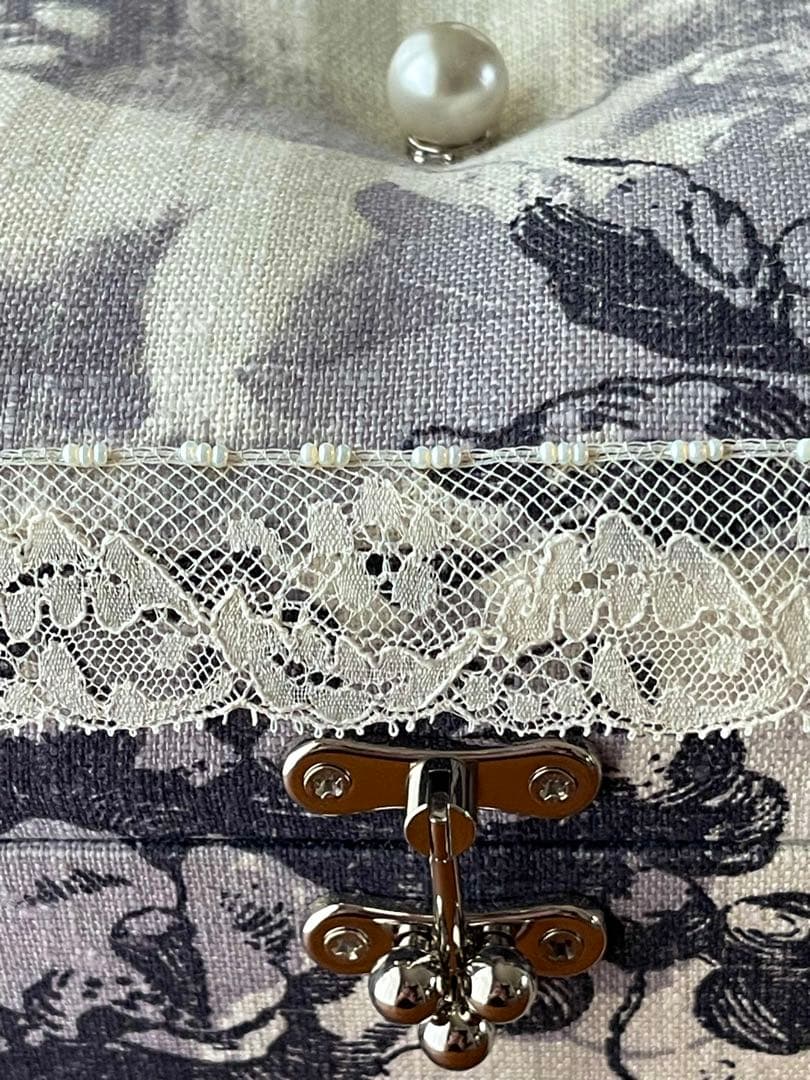 カルトナージュボックス