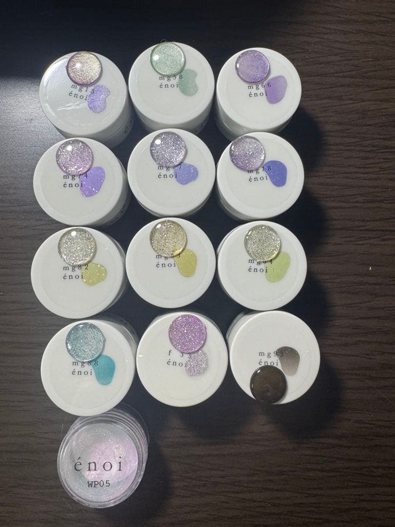 enoi ジェル・パウダー