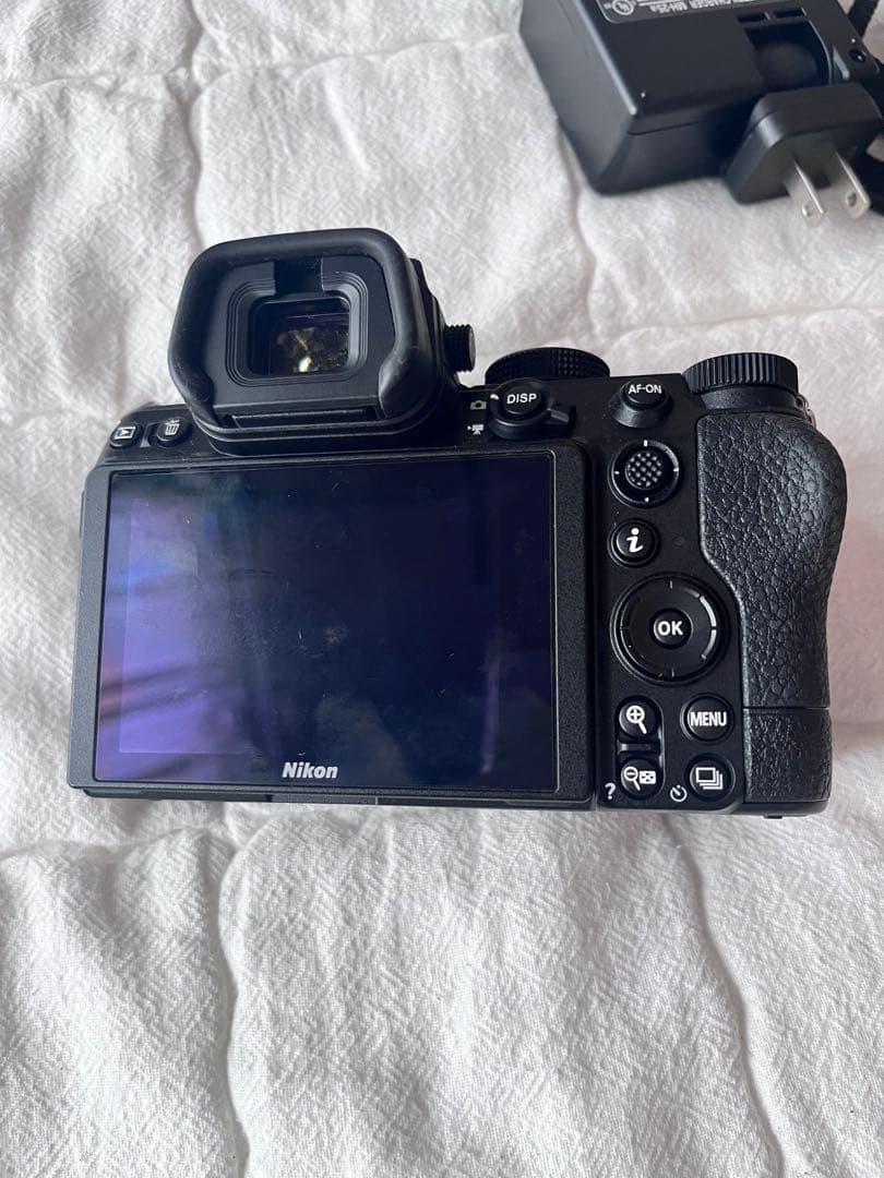 Nikon z5ボディ箱なし